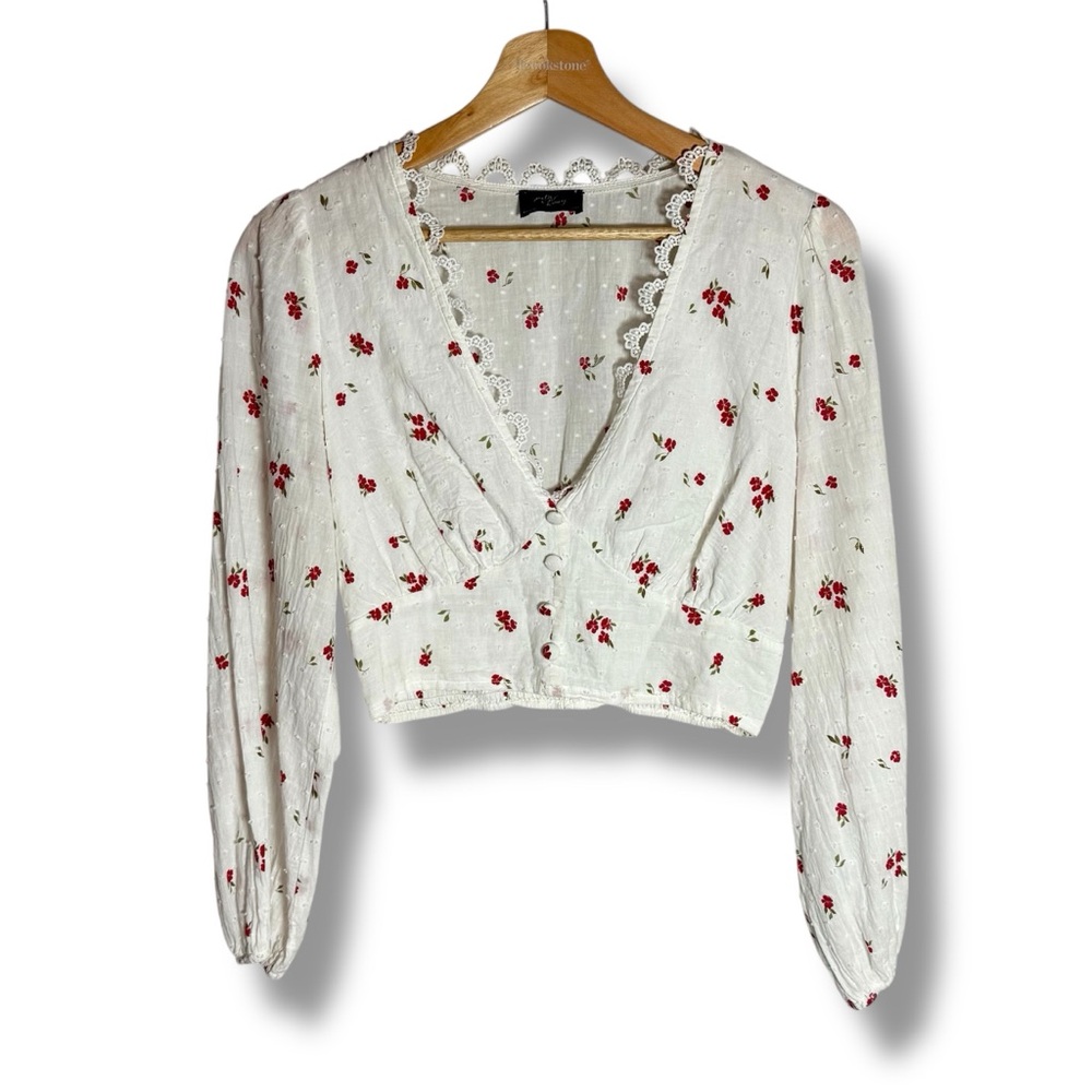 Milk & Honey Long-Sleeve White/Red Floral Milkmaid Cropped Blouse-Women's Med